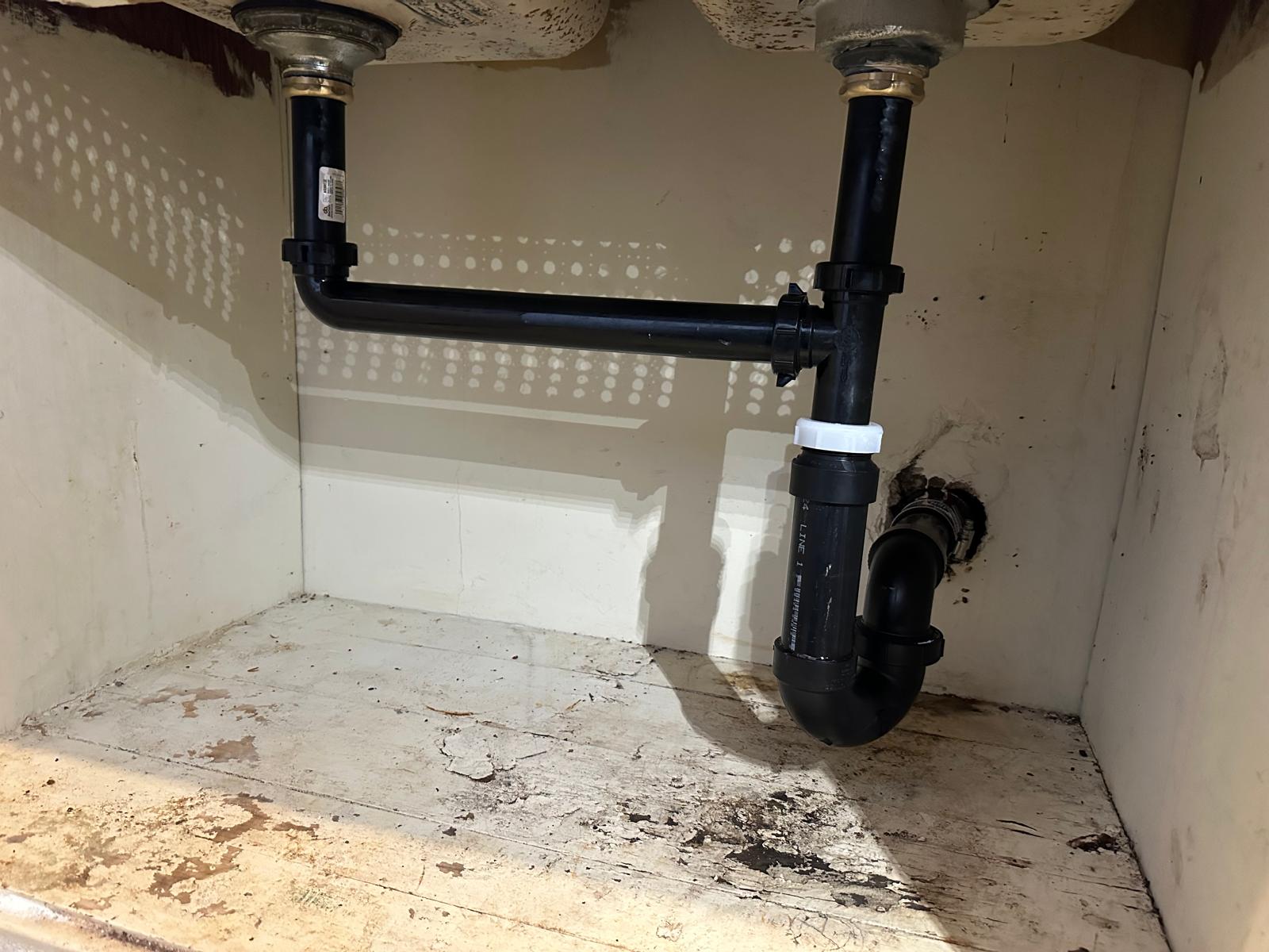KItchen Drain Pipe Repair Service Near Me in Los Angeles, CA