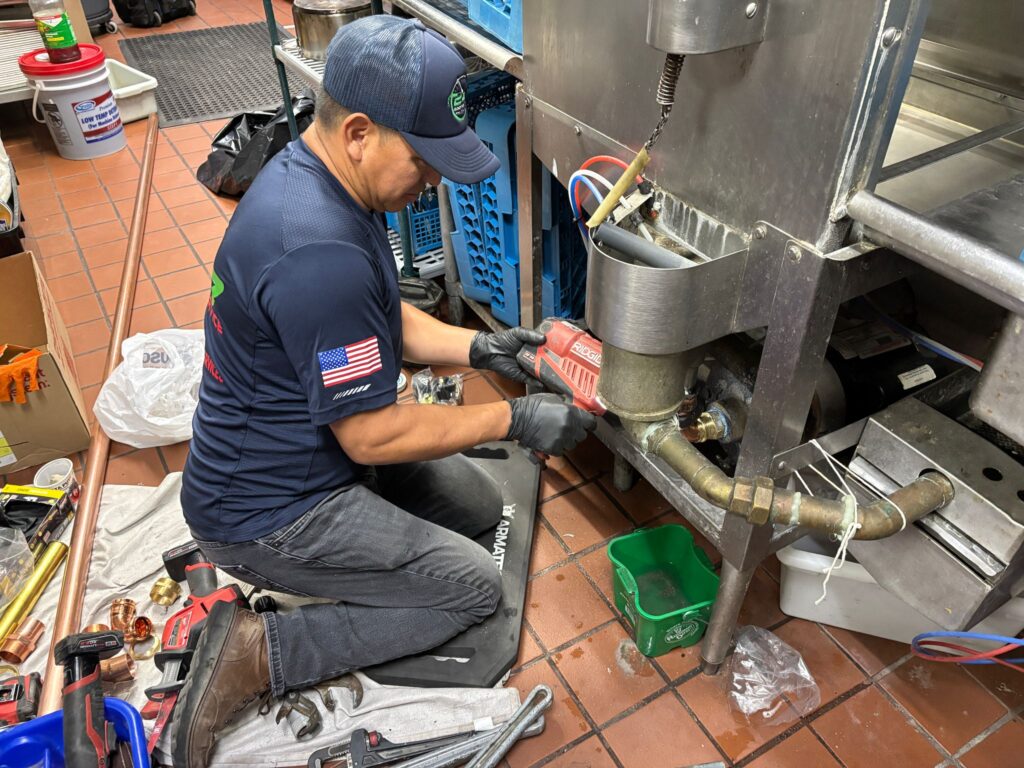 Our professional technicians successful replacing the leaking of the three compartment Restaurant sink With a copper material. Los Angeles, CA