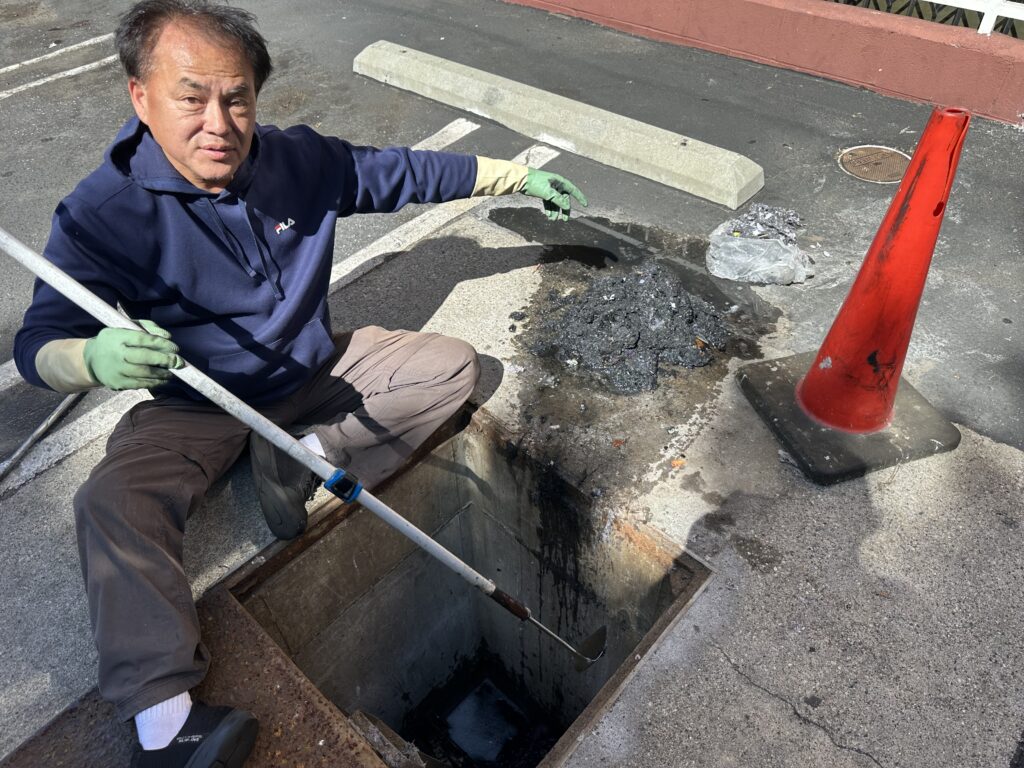 Laundry mat main drain cleaning in Los Angeles, CA