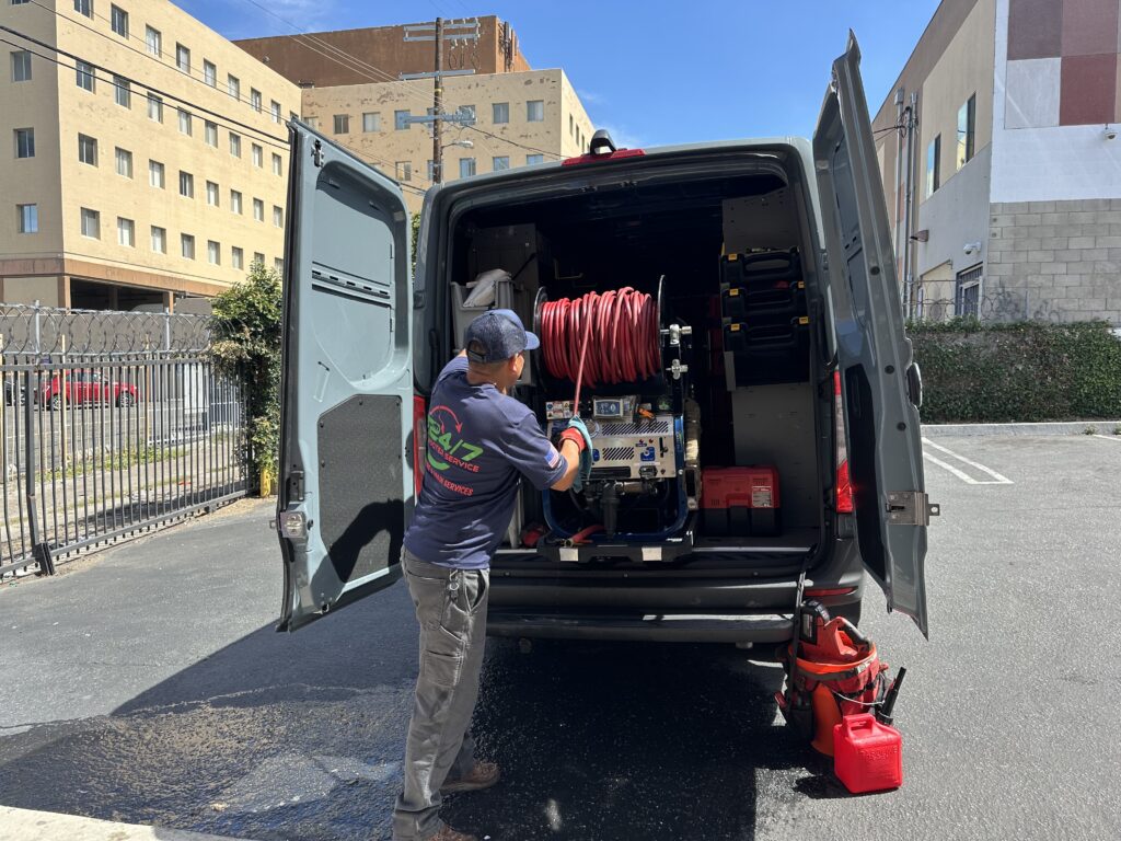 Laundry mat main drain cleaning in Los Angeles, CA