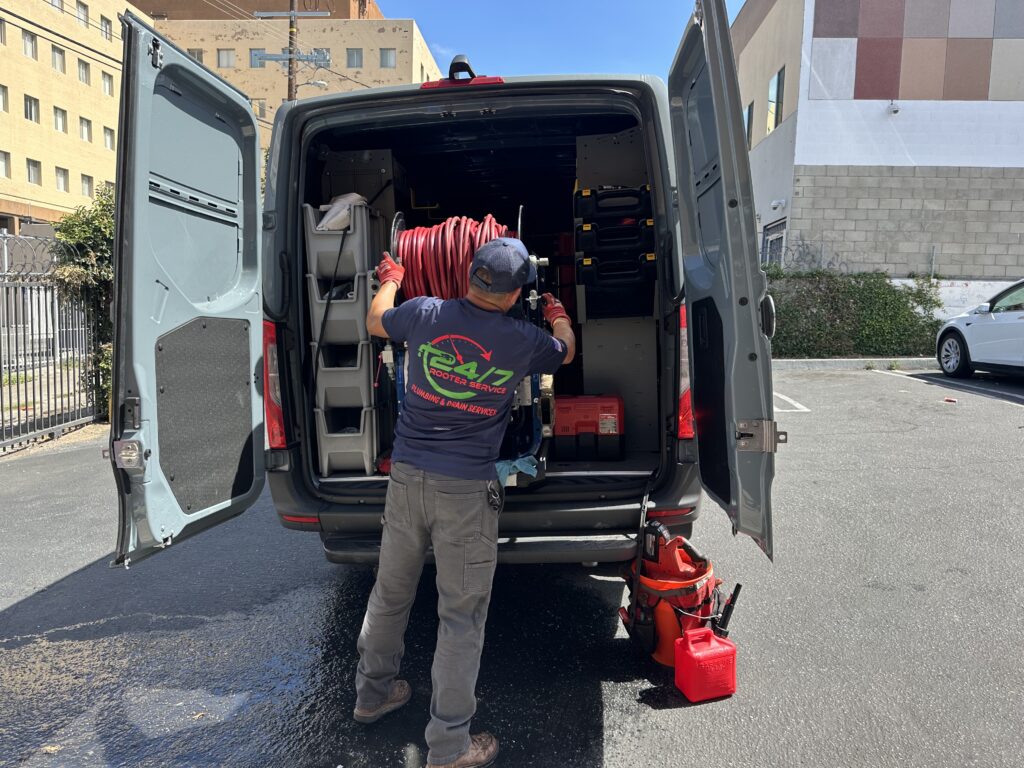 Laundry mat main drain cleaning in Los Angeles, CA